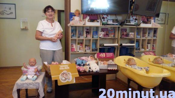 Новини Тернополя - фото з У Тернополі більшає дітей, яких годують грудним молоком до півроку і довше У Тернополі більшає дітей, яких годують грудним молоком до півроку і довше, фото №3 на сайті 20minut.ua