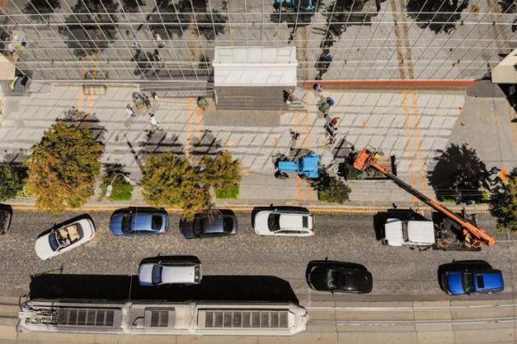 Вінницю прикрашають: на вулиці виставляють кашпо з вічною зеленню, фото №2 на сайті 20minut.ua