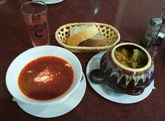 Новини Вінниці - фото з Рейд по громадському харчуванню: Як годують в їдальні з вітражами і живими помідорами Рейд по громадському харчуванню: Як годують в їдальні з вітражами і живими помідорами, фото №9 на сайті 20minut.ua