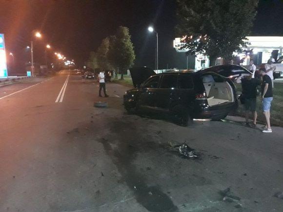 Новини Хмельницького - фото з Нічна ДТП у Хмельницькому: п'яний на Volkswagen виїхав на зустрічку та протаранив одразу два автомобілі Нічна ДТП у Хмельницькому: п'яний на Volkswagen виїхав на зустрічку та протаранив одразу два автомобілі, фото №1 на сайті vsim.ua