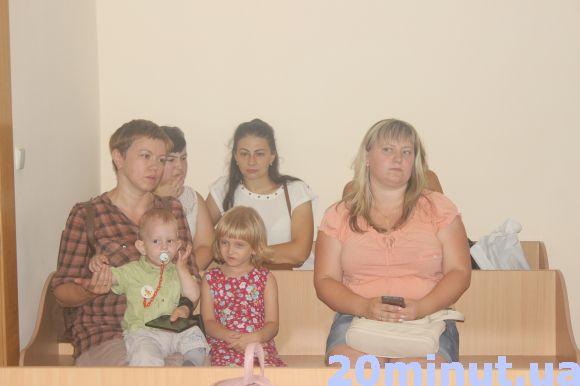 Новини Тернополя - фото з Чи призупинять у Тернополі дію скандального наказу управління освіти, стане відомо 20 серпня Чи призупинять у Тернополі дію скандального наказу управління освіти, стане відомо 20 серпня, фото №6 на сайті 20minut.ua