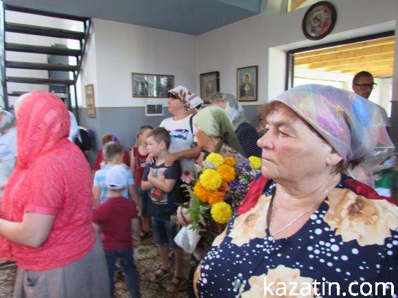 Святили квіти, мак, мед і воду у Козятинському храмі Серафима Саровського, фото №8 на сайті 20minut.ua