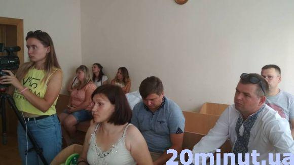 Новини Тернополя - фото з Чи призупинять у Тернополі дію скандального наказу управління освіти, стане відомо 20 серпня Чи призупинять у Тернополі дію скандального наказу управління освіти, стане відомо 20 серпня, фото №5 на сайті 20minut.ua