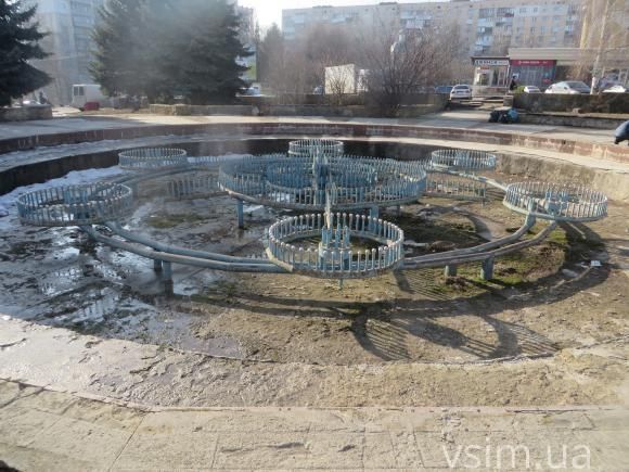 Новини Хмельницького - фото з На «Сілістрі» увімкнули реконструйований фонтан. Як він працює? На «Сілістрі» увімкнули реконструйований фонтан. Як він працює?, фото №1 на сайті vsim.ua