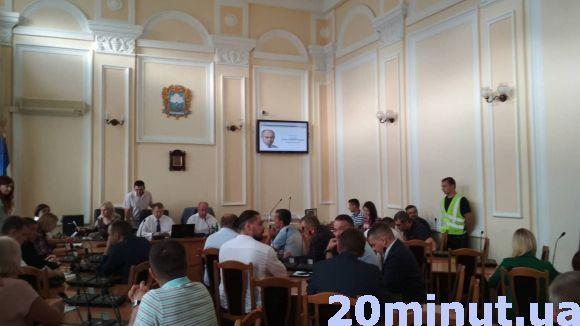 На сесії міської ради нагородили кращих учнів тернопільських шкіл, фото №5 на сайті 20minut.ua