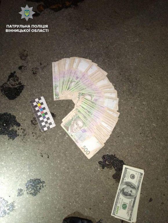 Тікали від поліції. Двох молдаван 16 та 24 років підозрюють у крадіжці, фото №2 на сайті 20minut.ua