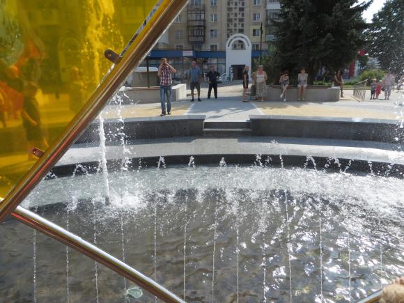 Новини Хмельницького - фото з На «Сілістрі» увімкнули реконструйований фонтан. Як він працює? На «Сілістрі» увімкнули реконструйований фонтан. Як він працює?, фото №3 на сайті vsim.ua