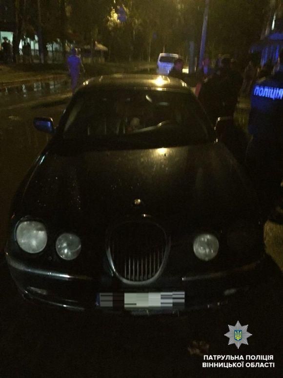 Тікали від поліції. Двох молдаван 16 та 24 років підозрюють у крадіжці, фото №1 на сайті 20minut.ua