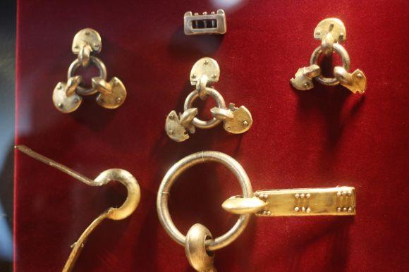 Нові скарби у краєзнавчому. Музею подарували унікальні артефакти, фото №3 на сайті 20minut.ua