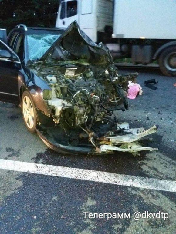 Новини Вінниці - фото з Один загиблий та семеро травмованих. Під Вінницею зіштовхнулися Volkswagen та Fiat Один загиблий та семеро травмованих. Під Вінницею зіштовхнулися Volkswagen та Fiat, фото №2 на сайті 20minut.ua