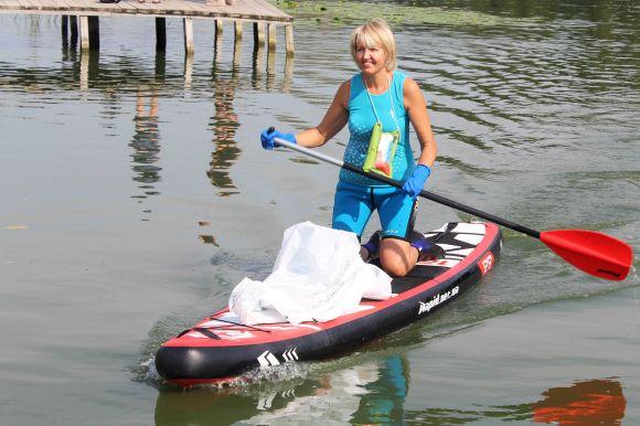 Новини Вінниці - фото з Не словом, а ділом: влаштували акцію і очистили Південний Буг на 114 мішків сміття Не словом, а ділом: влаштували акцію і очистили Південний Буг на 114 мішків сміття, фото №6 на сайті 20minut.ua