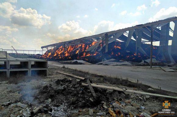 На Лановеччині горіла територія ферми, фото №2 на сайті 20minut.ua