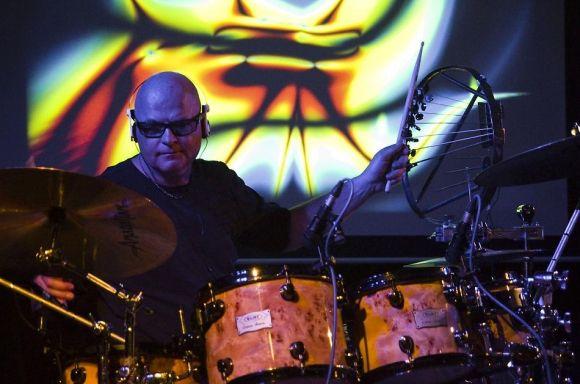 Новини Вінниці - фото з Джазфест стартует ударной pre-party. Культовый барабанщик Павел Файт через месяц впервые сыграет в Виннице Джазфест стартует ударной pre-party. Культовый барабанщик Павел Файт через месяц впервые сыграет в Виннице, фото №9 на сайті 20minut.ua