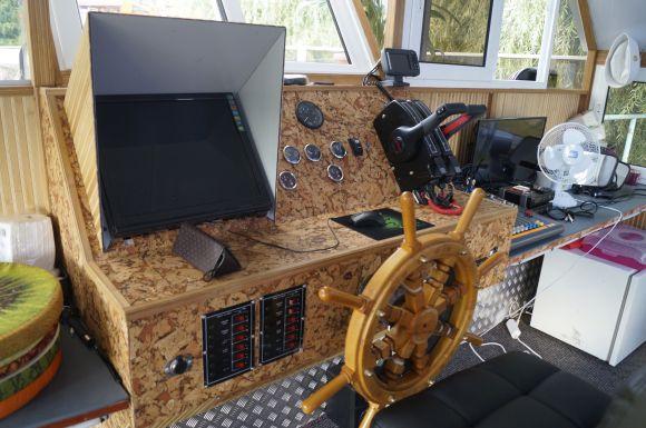 Новини Вінниці - фото з Кому належить вінницький корабель «Princess Victoria» і що в нього на борту Кому належить вінницький корабель «Princess Victoria» і що в нього на борту, фото №11 на сайті 20minut.ua