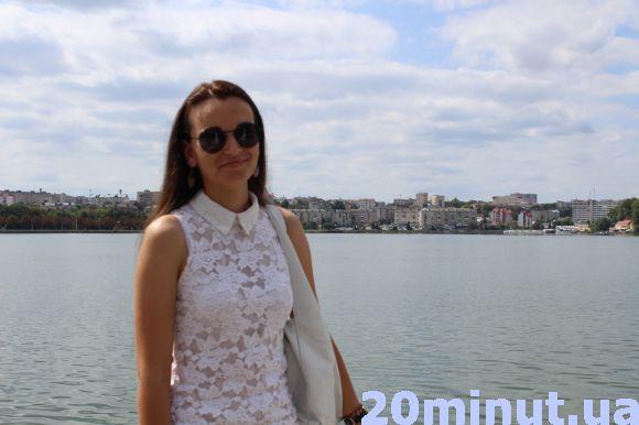 Новини Тернополя - фото з Синьо-жовтий чи жовто-синій: яким має бути український прапор? (опитування) Синьо-жовтий чи жовто-синій: яким має бути український прапор? (опитування), фото №4 на сайті 20minut.ua