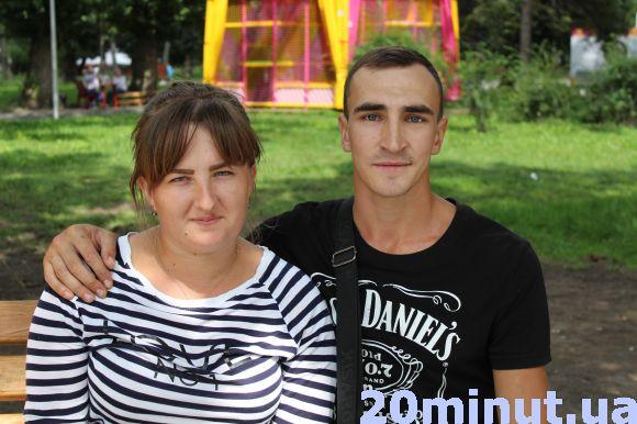 Новини Тернополя - фото з Синьо-жовтий чи жовто-синій: яким має бути український прапор? (опитування) Синьо-жовтий чи жовто-синій: яким має бути український прапор? (опитування), фото №1 на сайті 20minut.ua