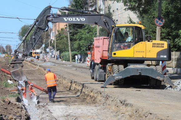 «Оксамитовий шлях» та котловани. Як зараз виглядає Замостянська, фото №3 на сайті 20minut.ua