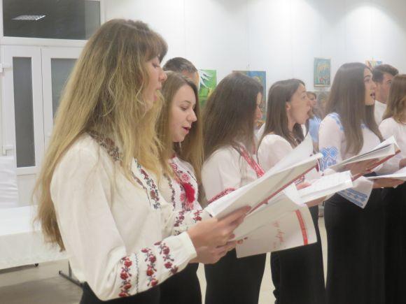 Новини Хмельницького - фото з З бутербродами і без довгих промов: що відбувалось на молитовному сніданку у Хмельницькому З бутербродами і без довгих промов: що відбувалось на молитовному сніданку у Хмельницькому, фото №2 на сайті vsim.ua