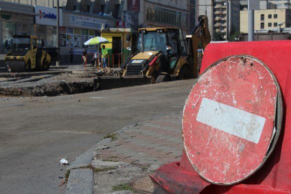 «Оксамитовий шлях» та котловани. Як зараз виглядає Замостянська, фото №5 на сайті 20minut.ua