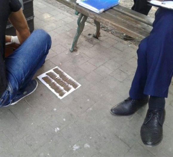 Новини Кам'янця-Подільського - фото з У Кам’янці затримали чоловіка, який торгував неподалік ринку патронами У Кам’янці затримали чоловіка, який торгував неподалік ринку патронами, фото №1 на сайті 20minut.ua