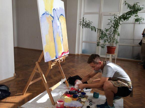 Новини Тернополя - фото з 15-річний тернопільський художник Павло Шачко встановив арт-рекорд 15-річний тернопільський художник Павло Шачко встановив арт-рекорд, фото №1 на сайті 20minut.ua