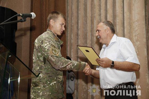 Подяки та відзнаки отримали найкращі поліцейські Хмельниччини, фото №4 на сайті vsim.ua