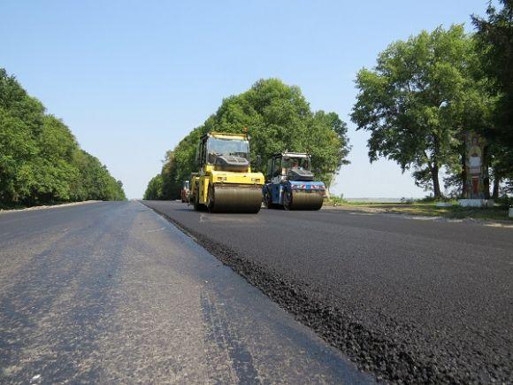 У 88 мільйонів гривень обійшовся ремонт 4 кілометрів  дороги біля Дунаївців. Що там зробили?, фото №2 на сайті vsim.ua