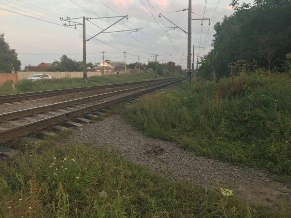 Новини Вінниці - фото з Родичі шукають свідків, які бачили, як на Привокзальній застрелили вінничанку Родичі шукають свідків, які бачили, як на Привокзальній застрелили вінничанку, фото №2 на сайті 20minut.ua