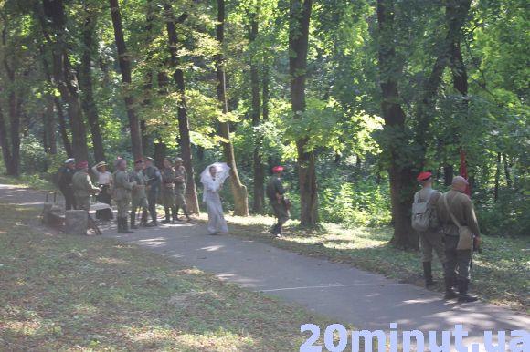 Новини Кам'янця-Подільського - фото з У Кам’янці відтворили бій 1919 року: місто знову стало столицею УНР (ФОТО) У Кам’янці відтворили бій 1919 року: місто знову стало столицею УНР (ФОТО), фото №2 на сайті 20minut.ua