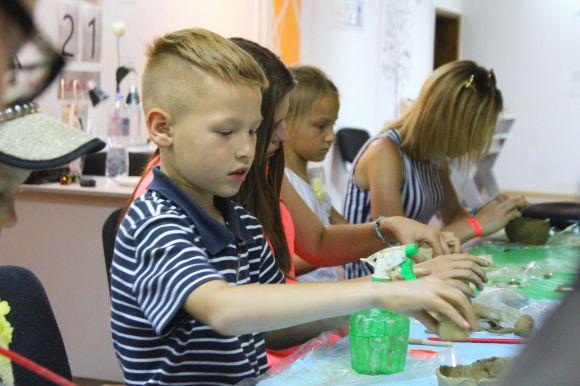 «Старший брат» та друг. Викладачка стала наставницею для дітей героїв АТО, фото №8 на сайті 20minut.ua