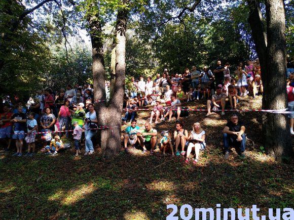 Новини Кам'янця-Подільського - фото з У Кам’янці відтворили бій 1919 року: місто знову стало столицею УНР (ФОТО) У Кам’янці відтворили бій 1919 року: місто знову стало столицею УНР (ФОТО), фото №10 на сайті 20minut.ua