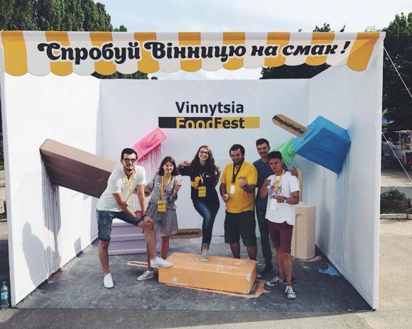 Роботи,  лицарі та Могилевська вітатимуть Вінницю з Днем міста. На кого чекати ще?, фото №1 на сайті 20minut.ua