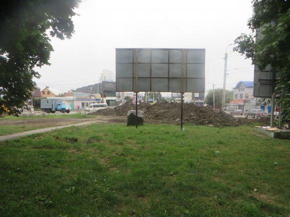 Екопарковка і багато зелені: як за 6,5 мільйонів облаштують сквер на розі Зарічанської і Бандери, фото №1 на сайті vsim.ua