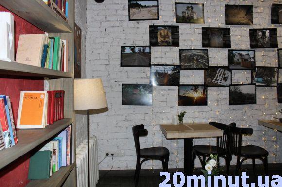 Новини Тернополя - фото з Кава в окопах та тризуб з гільз: у Тернополі відкрили виставку фотографій з війни Кава в окопах та тризуб з гільз: у Тернополі відкрили виставку фотографій з війни, фото №3 на сайті 20minut.ua