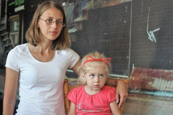 Щоб не втратити зір, Христинці терміново потрібні гроші на операцію, фото №1 на сайті 20minut.ua