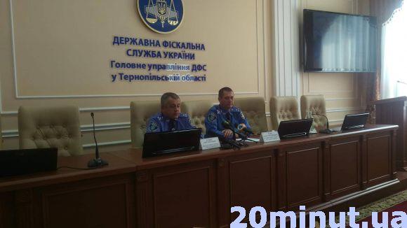 Новини Тернополя - фото з У підпільному цеху біля Тернополя підробляли горілку і коньяк У підпільному цеху біля Тернополя підробляли горілку і коньяк, фото №2 на сайті 20minut.ua