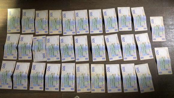 У Кам’янці на хабарі спіймали двох інспекторів патрульної поліції, фото №1 на сайті 20minut.ua