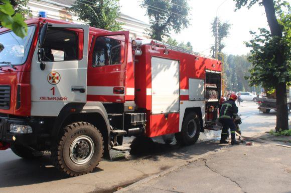 Новини Хмельницького - фото з На Проскурівській горів балкон у багатоповерхівці На Проскурівській горів балкон у багатоповерхівці, фото №2 на сайті vsim.ua