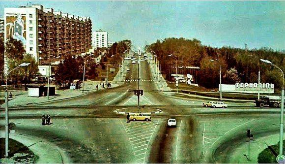 Збаразьке кільце 35 років тому та довоєнна рогатка (фотопорівняння, опитування), фото №1 на сайті 20minut.ua