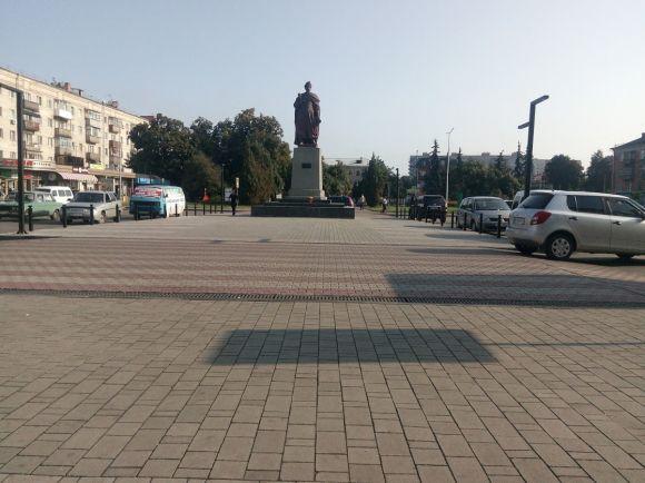 Новини Хмельницького - фото з Ремонт привокзальної площі: поки одне роблять, інше руйнується Ремонт привокзальної площі: поки одне роблять, інше руйнується, фото №6 на сайті vsim.ua