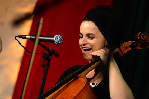 Новини Вінниці - фото з Музика Альп з ноткою України! Шалену суміш сучасного джазу везе у Вінницю австрійське тріо Kusimanten Музика Альп з ноткою України! Шалену суміш сучасного джазу везе у Вінницю австрійське тріо Kusimanten, фото №1 на сайті 20minut.ua