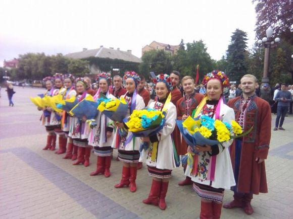 Новини Тернополя - фото з Танцювальну студію для дітей відкриють при "Надзбручанці" Танцювальну студію для дітей відкриють при "Надзбручанці", фото №2 на сайті 20minut.ua