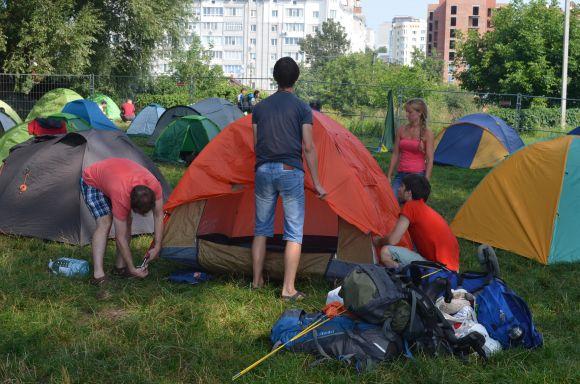 Новини Хмельницького - фото з "Республіка" оживає: хто поселився у наметовому містечку "Республіка" оживає: хто поселився у наметовому містечку, фото №7 на сайті vsim.ua