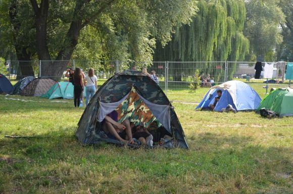 Новини Хмельницького - фото з "Республіка" оживає: хто поселився у наметовому містечку "Республіка" оживає: хто поселився у наметовому містечку, фото №8 на сайті vsim.ua