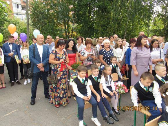 День знань.Козятин.Ліцей школа 2018 року, фото №13 на сайті 20minut.ua