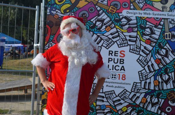 Новини Хмельницького - фото з Якими костюмами дивували "республіканці" у другий день фестивалю Якими костюмами дивували "республіканці" у другий день фестивалю, фото №4 на сайті vsim.ua