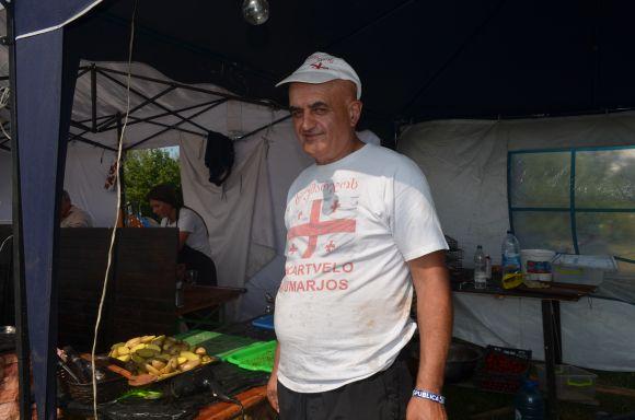 Новини Хмельницького - фото з Закулісся “Республіки”: що кажуть про людей і організацію фесту продавці фудкорту Закулісся “Республіки”: що кажуть про людей і організацію фесту продавці фудкорту, фото №5 на сайті vsim.ua