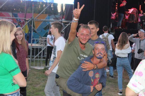 “Республіка" у фото: яким був перший день фестивалю, фото №22 на сайті vsim.ua