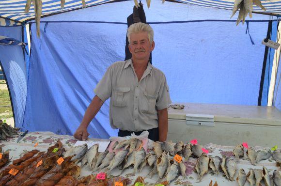 Новини Хмельницького - фото з Закулісся “Республіки”: що кажуть про людей і організацію фесту продавці фудкорту Закулісся “Республіки”: що кажуть про людей і організацію фесту продавці фудкорту, фото №2 на сайті vsim.ua