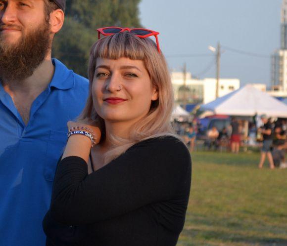 Новини Хмельницького - фото з Яскраві дівчата на “Республіці”: з кольоровим волоссям і у відвертих костюмах Яскраві дівчата на “Республіці”: з кольоровим волоссям і у відвертих костюмах, фото №26 на сайті vsim.ua